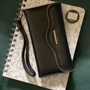 Charging case/ wristlet iPhone 6